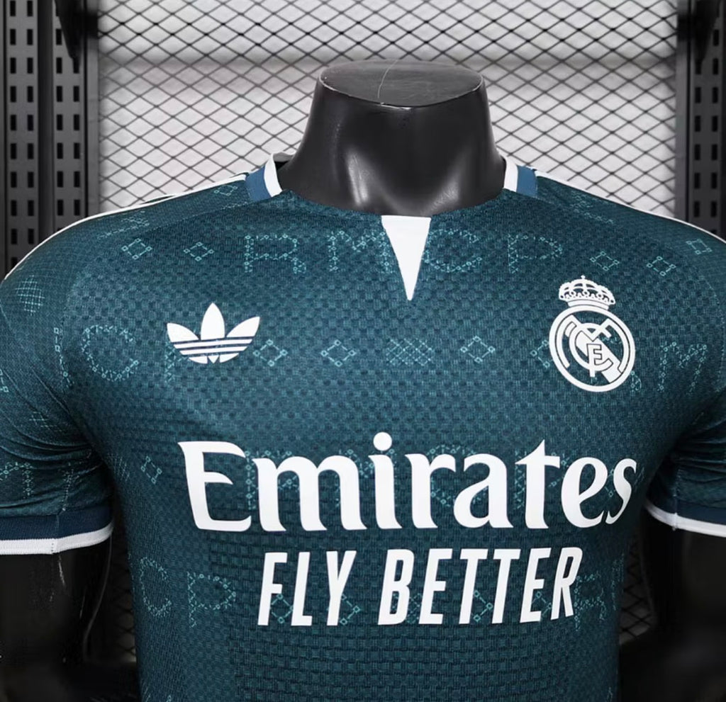 2026/2027 Player Version Real Madrid Away Football Shirt 1:1