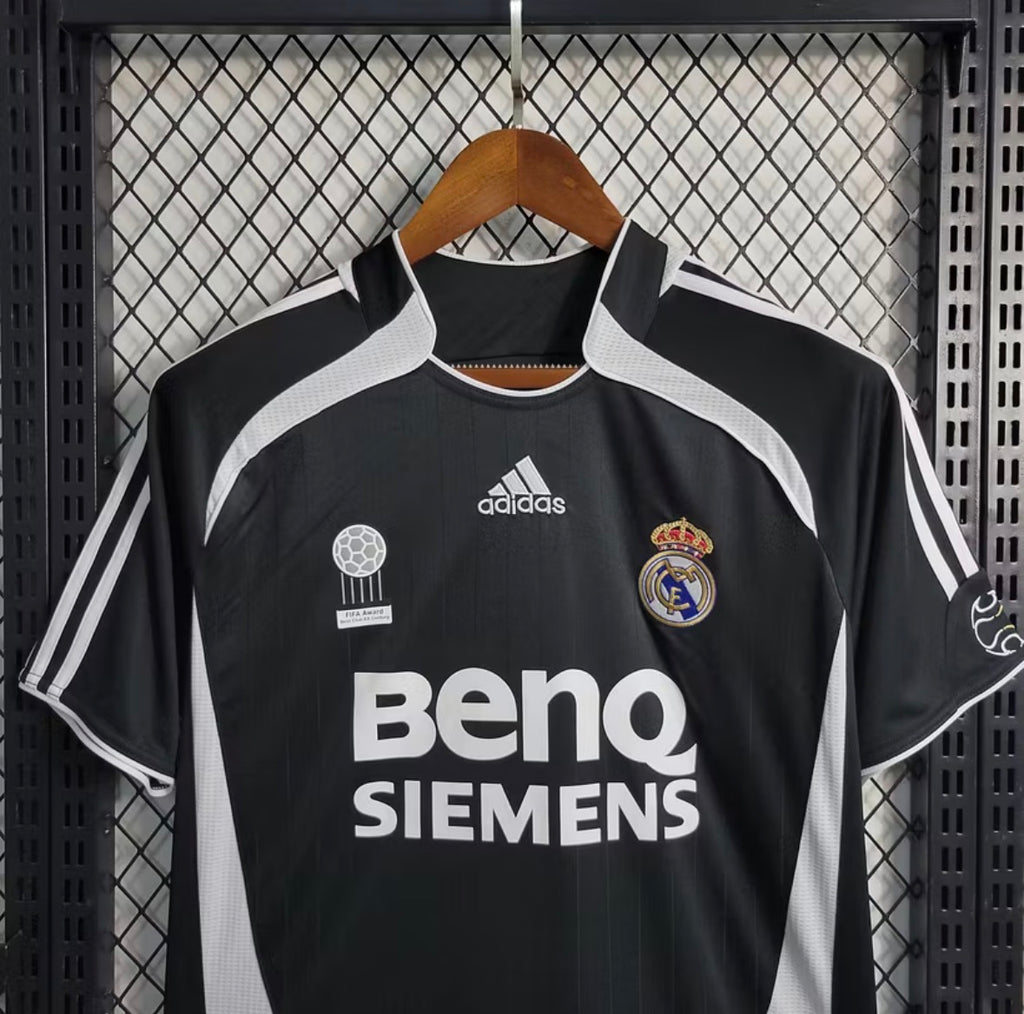 2006/2007 Retro Real Madrid Away 1:1