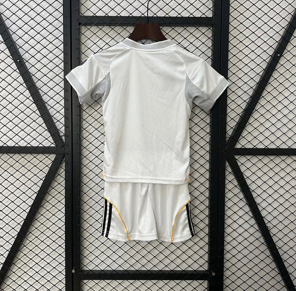 2025/2026 Real Madrid Home Football Shirt 1:1 Kids Size