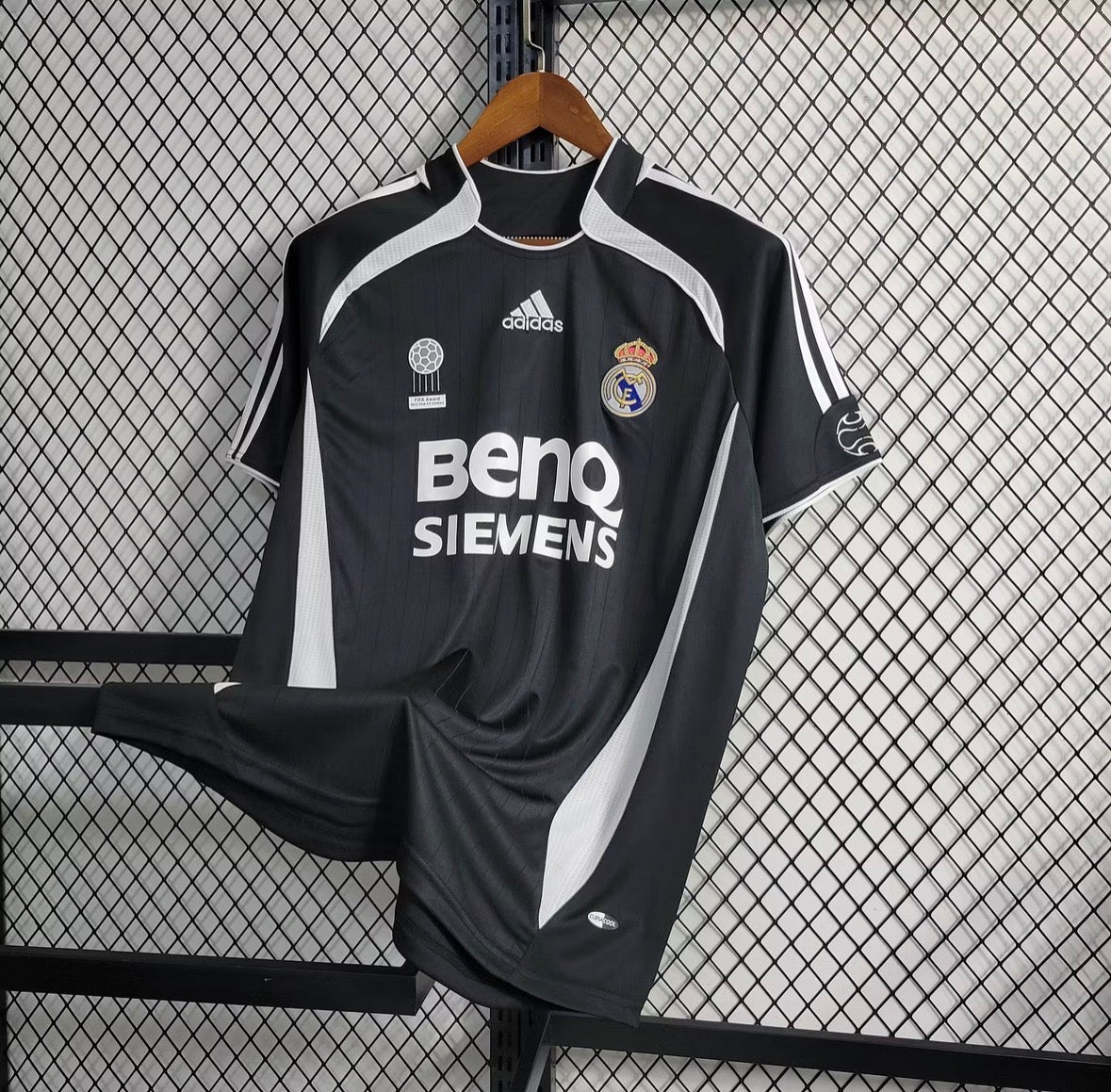2006/2007 Retro Real Madrid Away 1:1